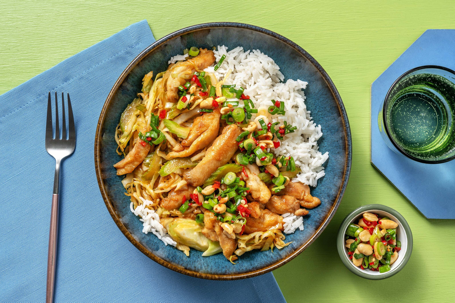 Söt och kryddig kycklingwok