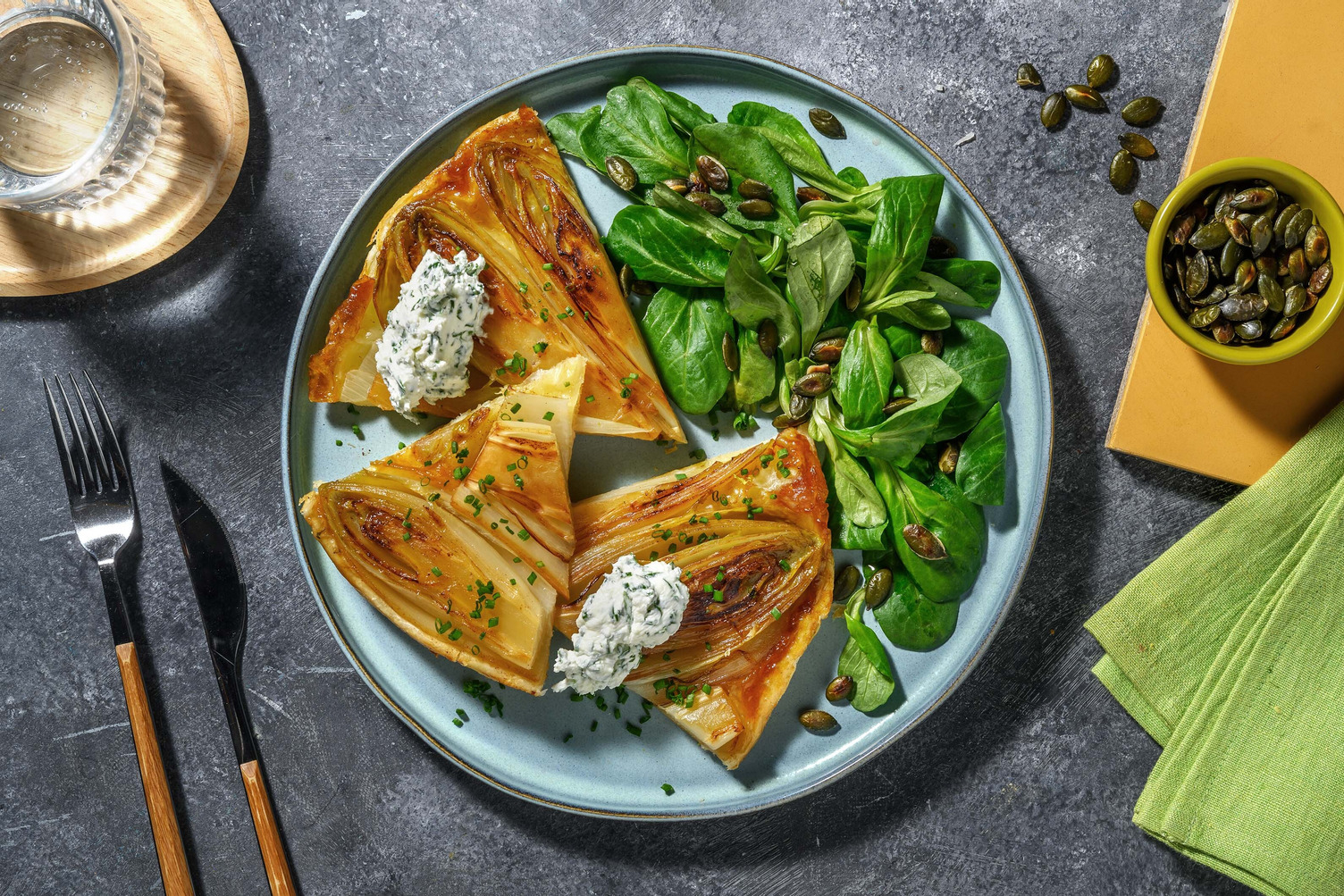 Tarte à l'endive façon tatin & fines herbes