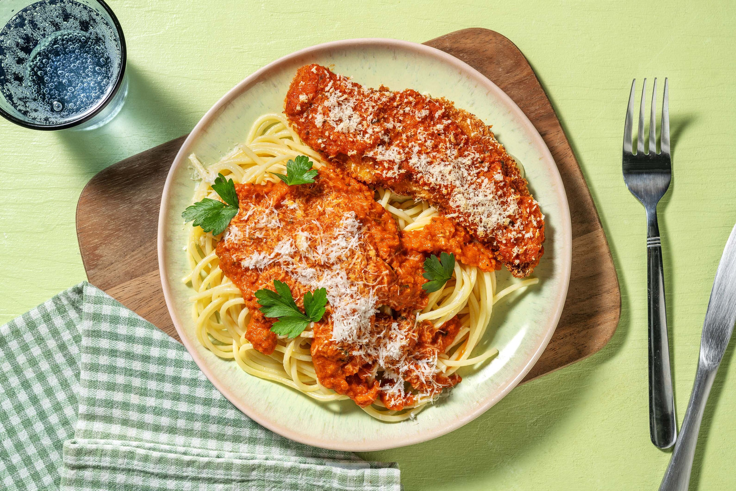 Poulet façon parmigiana & spaghetti