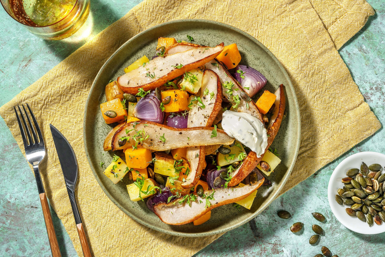 Poire, butternut & oignon rôtis au thym