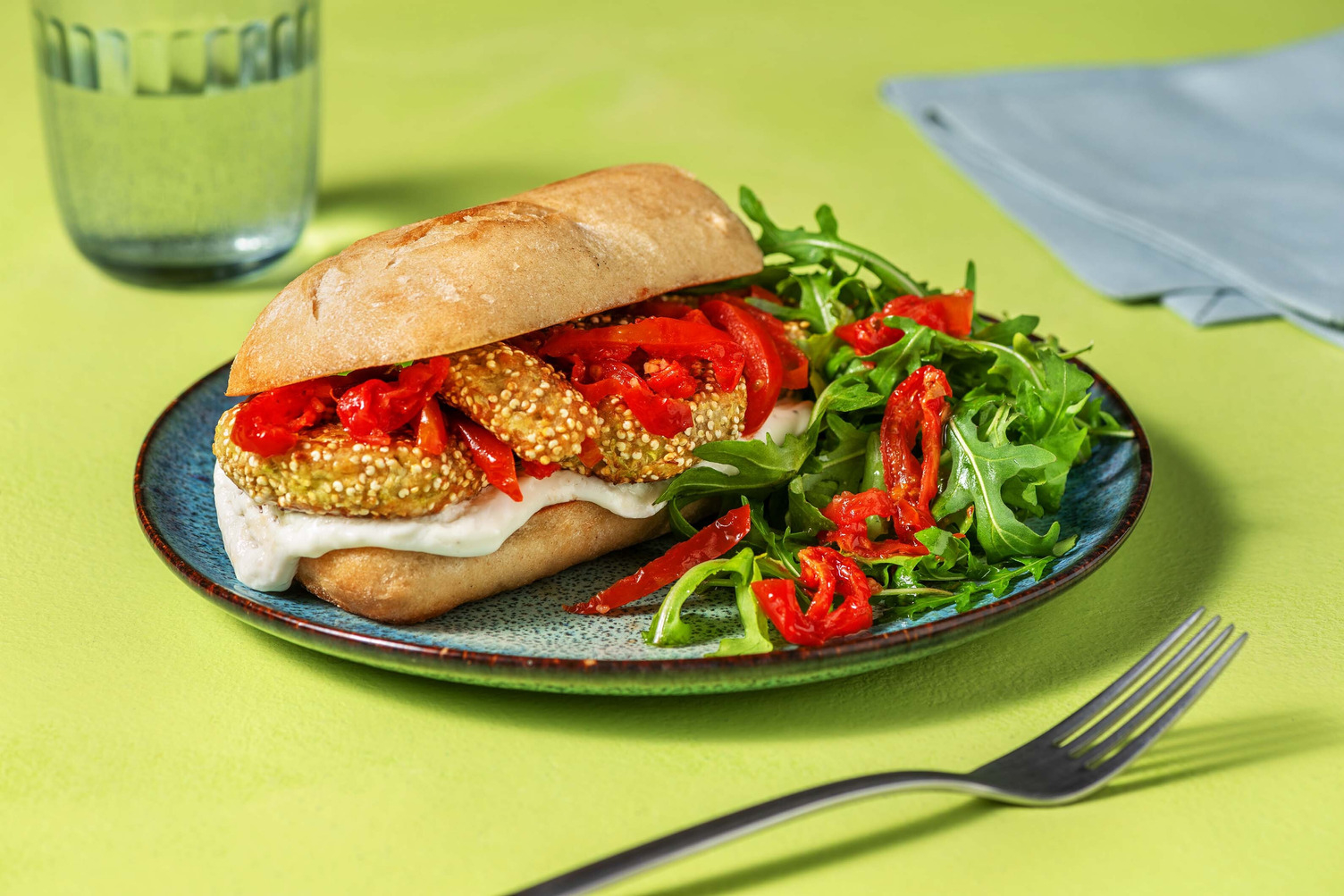 Sandwich con frittelle di quinoa e stracchino