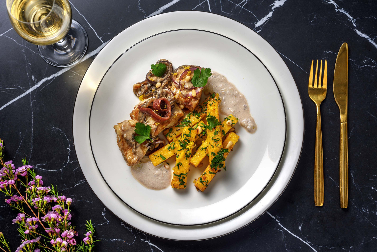 Merluzzo al latte con cipolle e alici