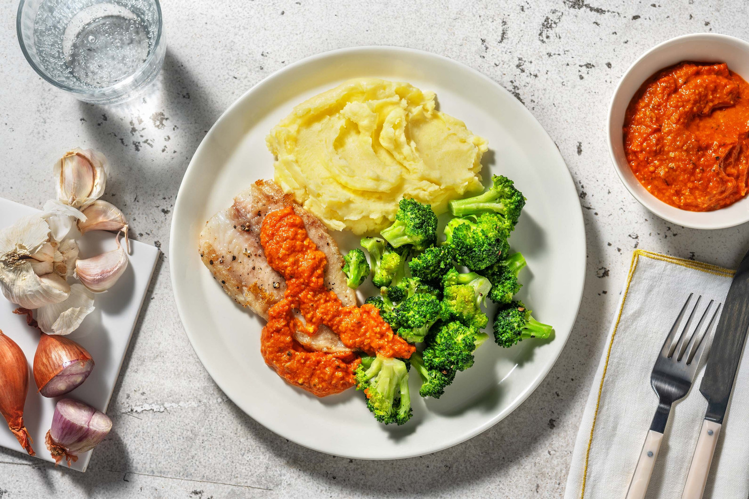 Lieu poêlé & sa sauce romesco