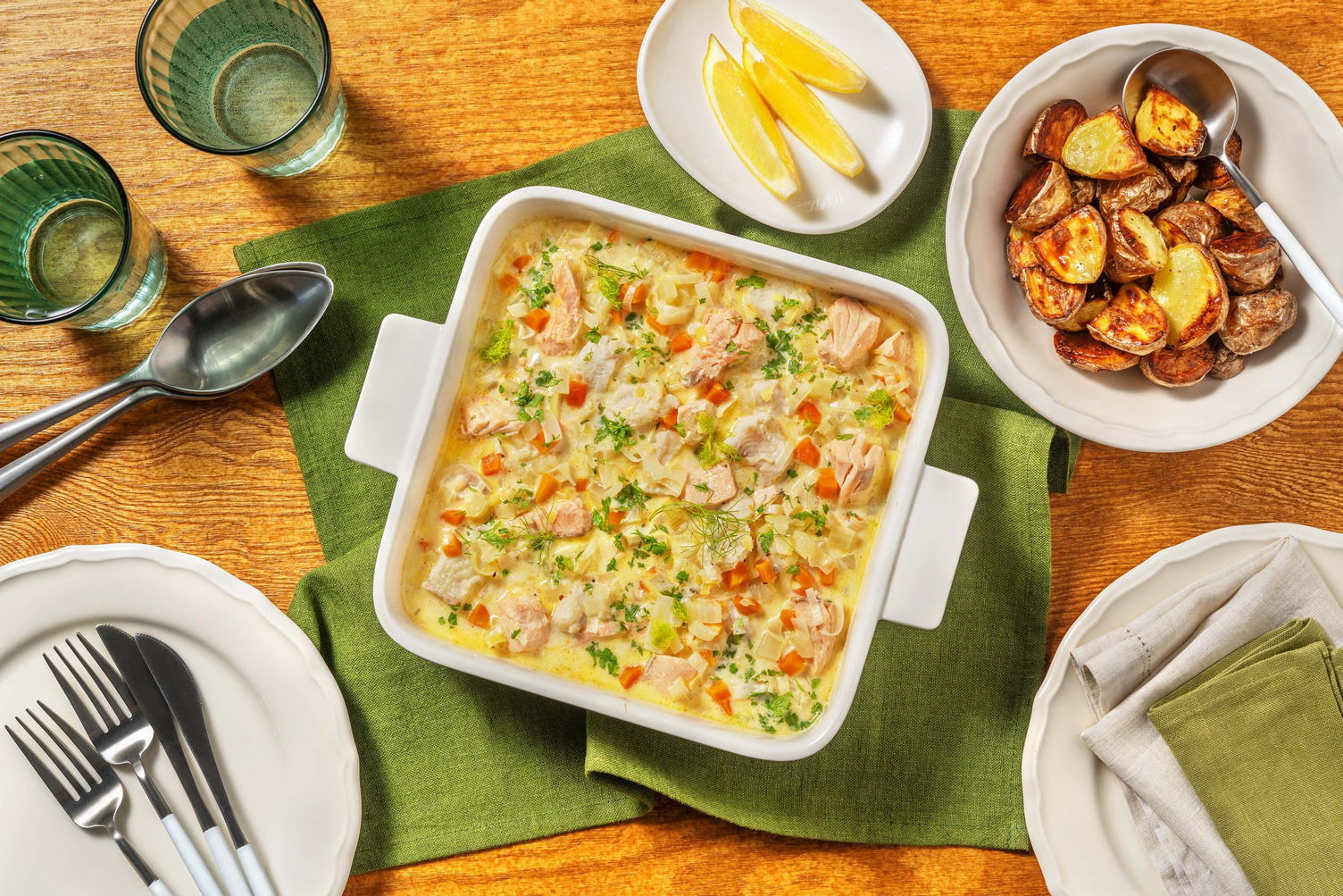 Cassolette de poisson à la crème, au vin blanc et origan