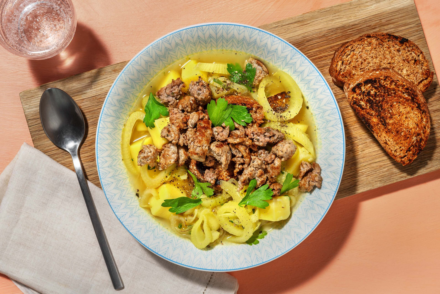 Zuppa contadina di finocchi, polpette di pollo e patate