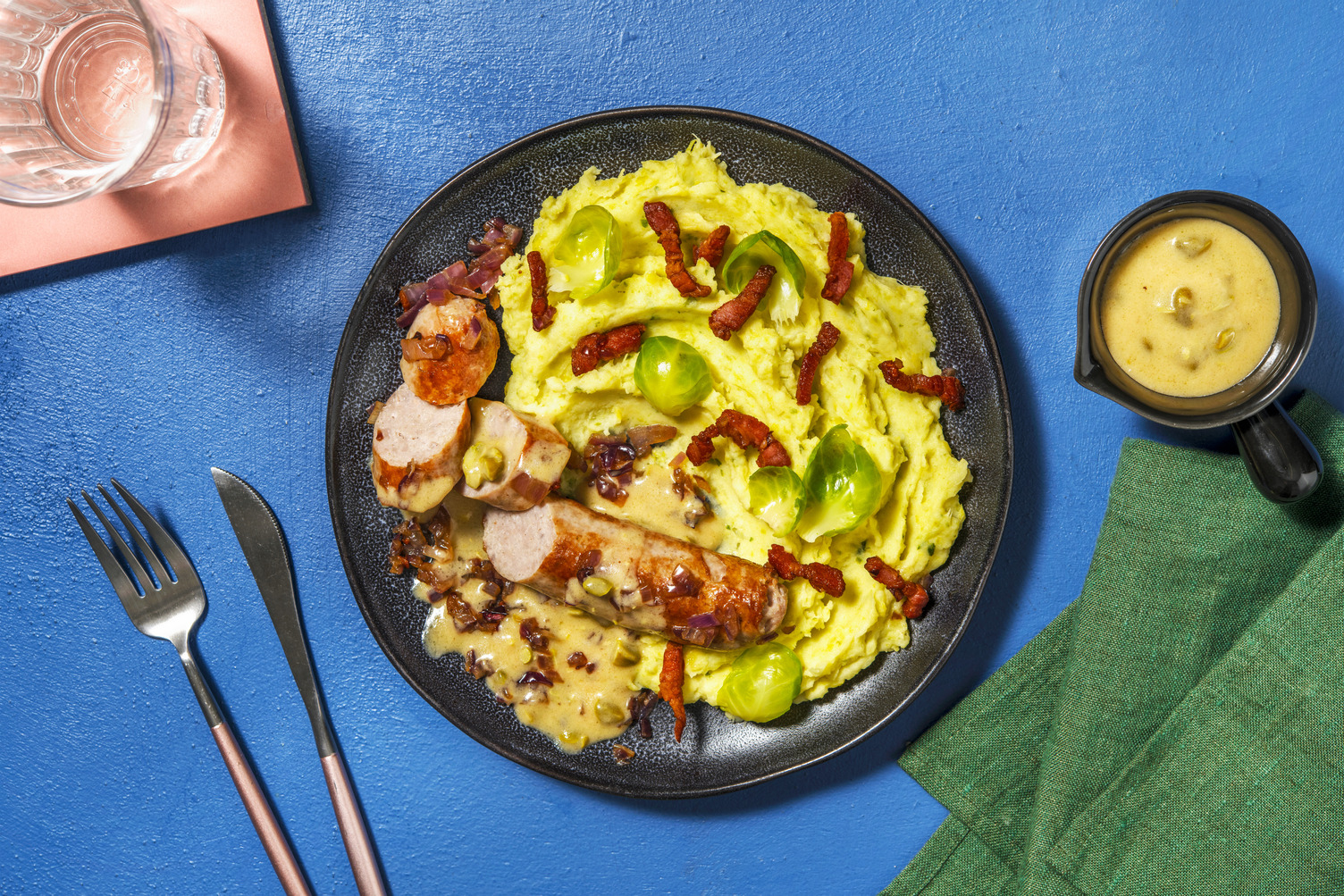 Saucisse & stoemp aux choux de Bruxelles