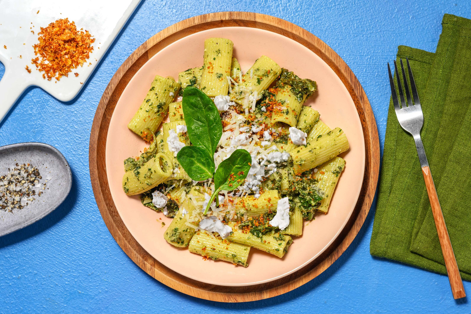 Rigatoni, pesto de chou kale & pecorino