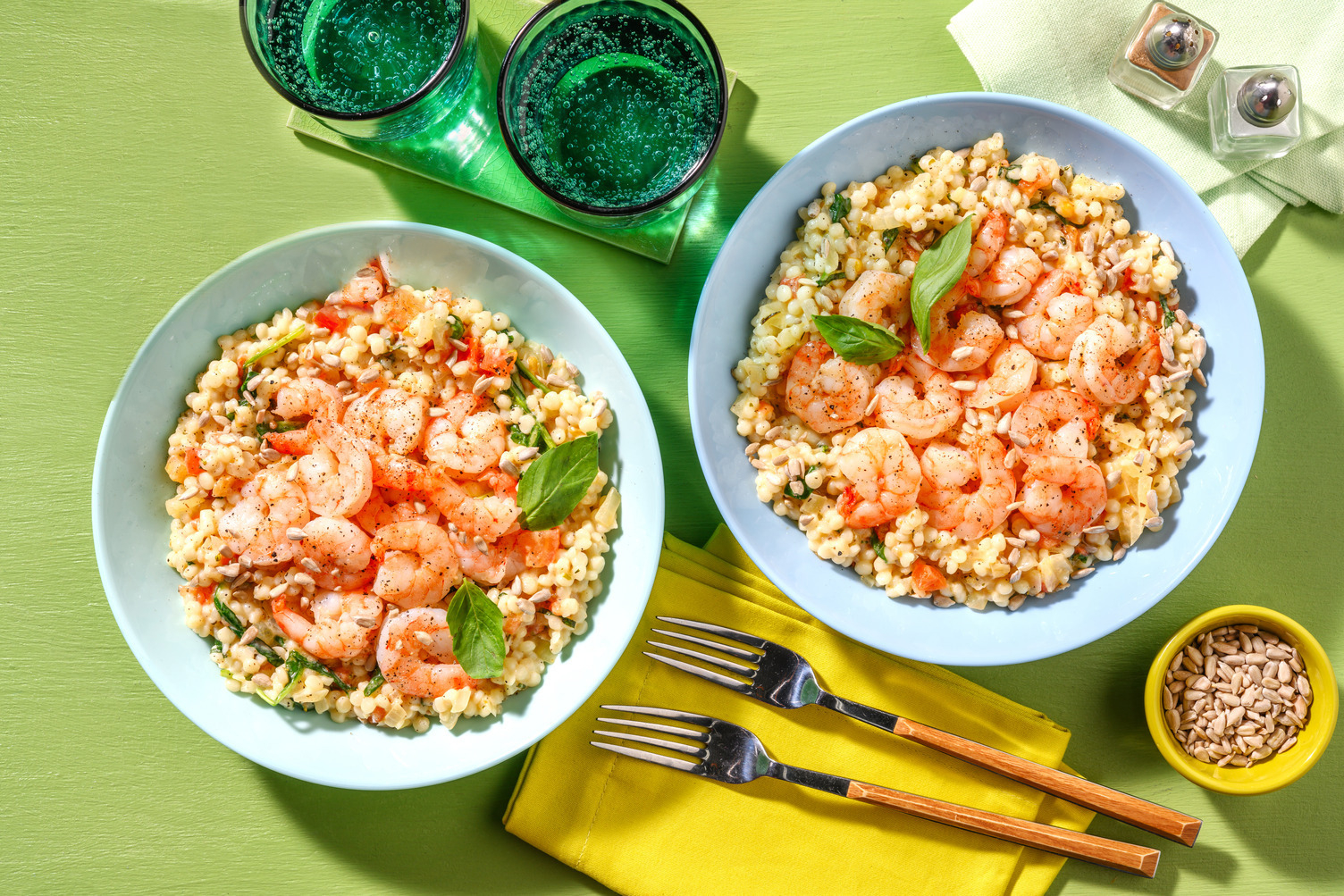 Stekta räkor och krämig pärlcouscous