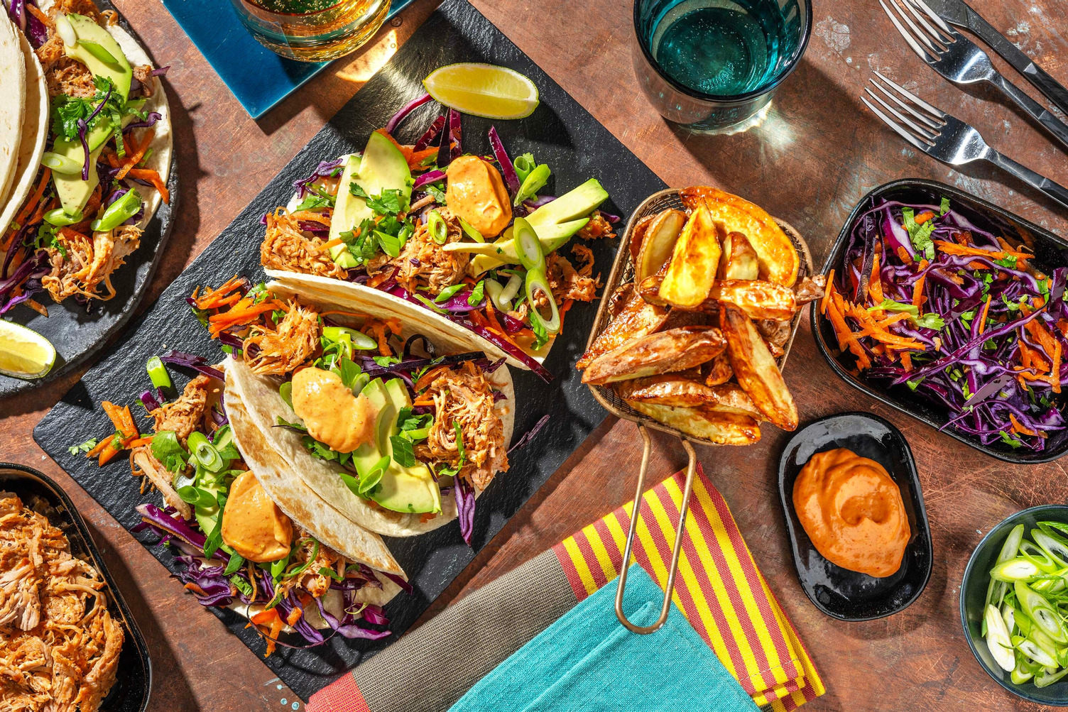 Pulled chicken taco's met kimchi-aardappelen