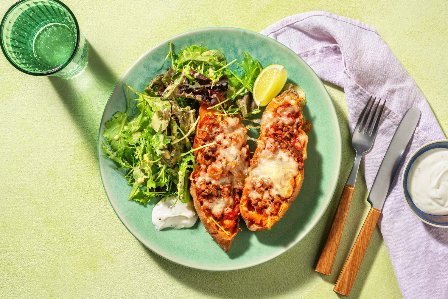 Patate douce rôtie tex-mex au bœuf & cheddar