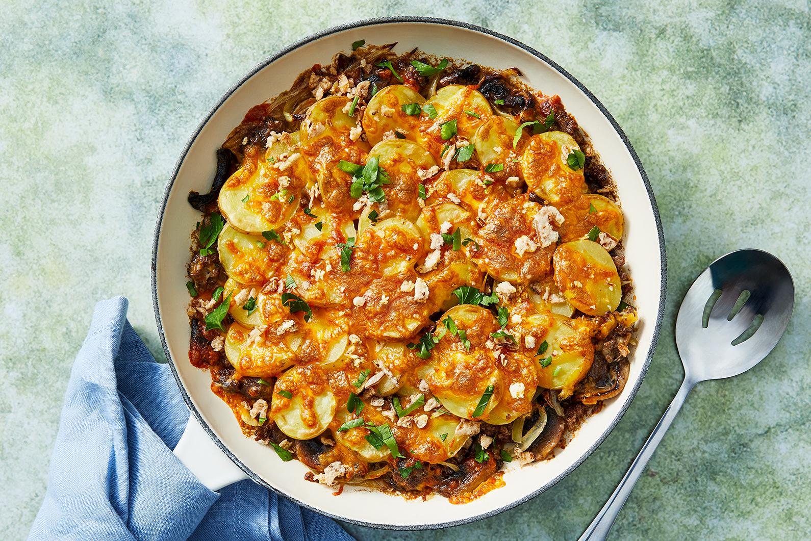 Cheesy Beef and Potato Casserole