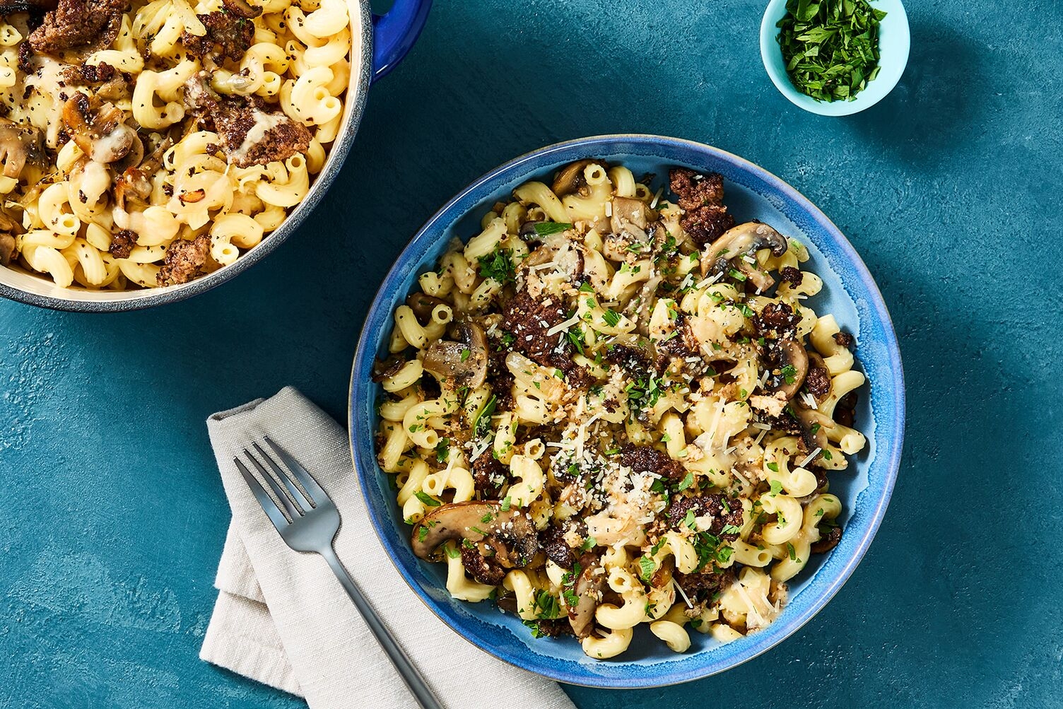 Cheesy French-Onion Beef Mac and Cheese