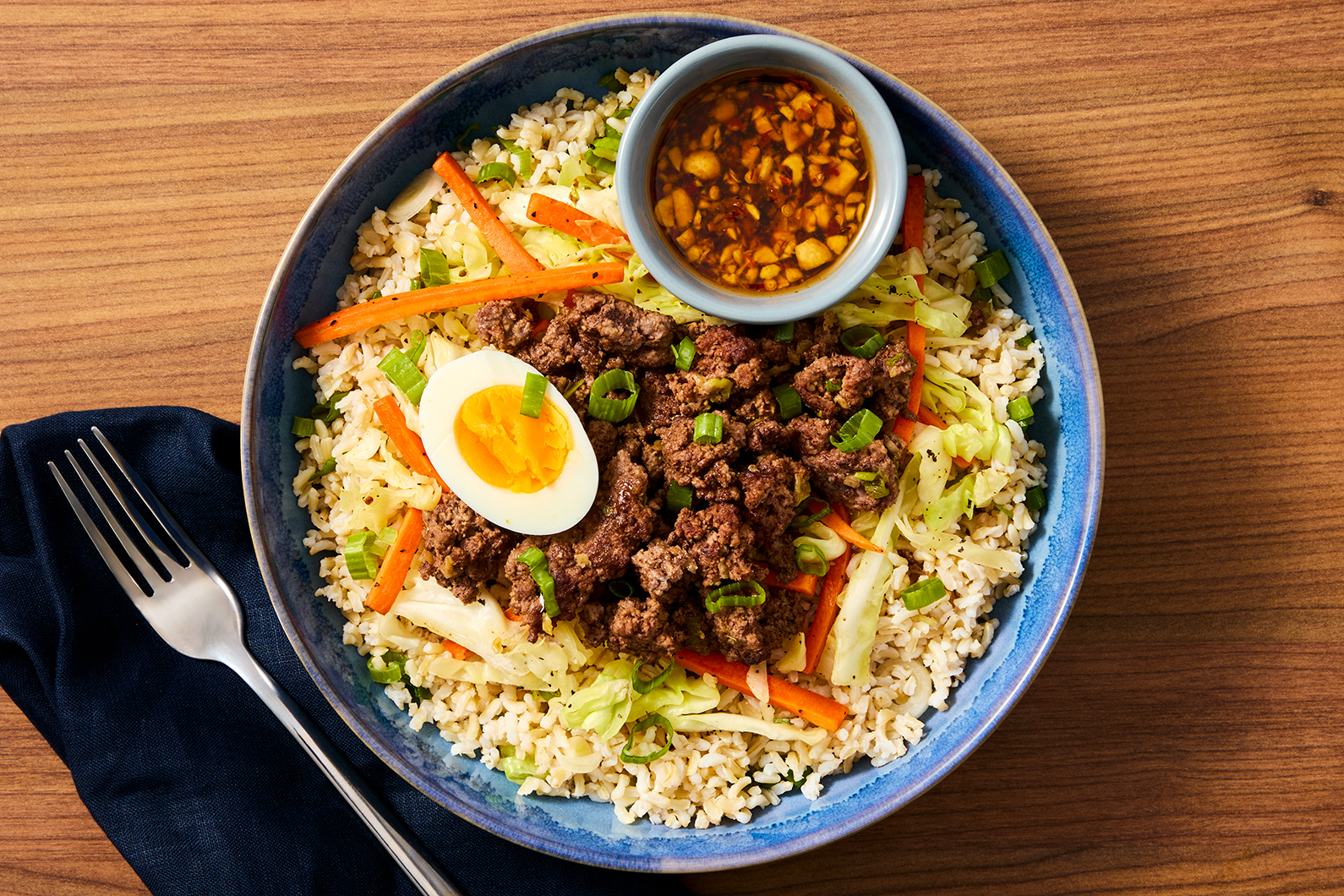 Bols de riz brun à la dinde et aux œufs durs