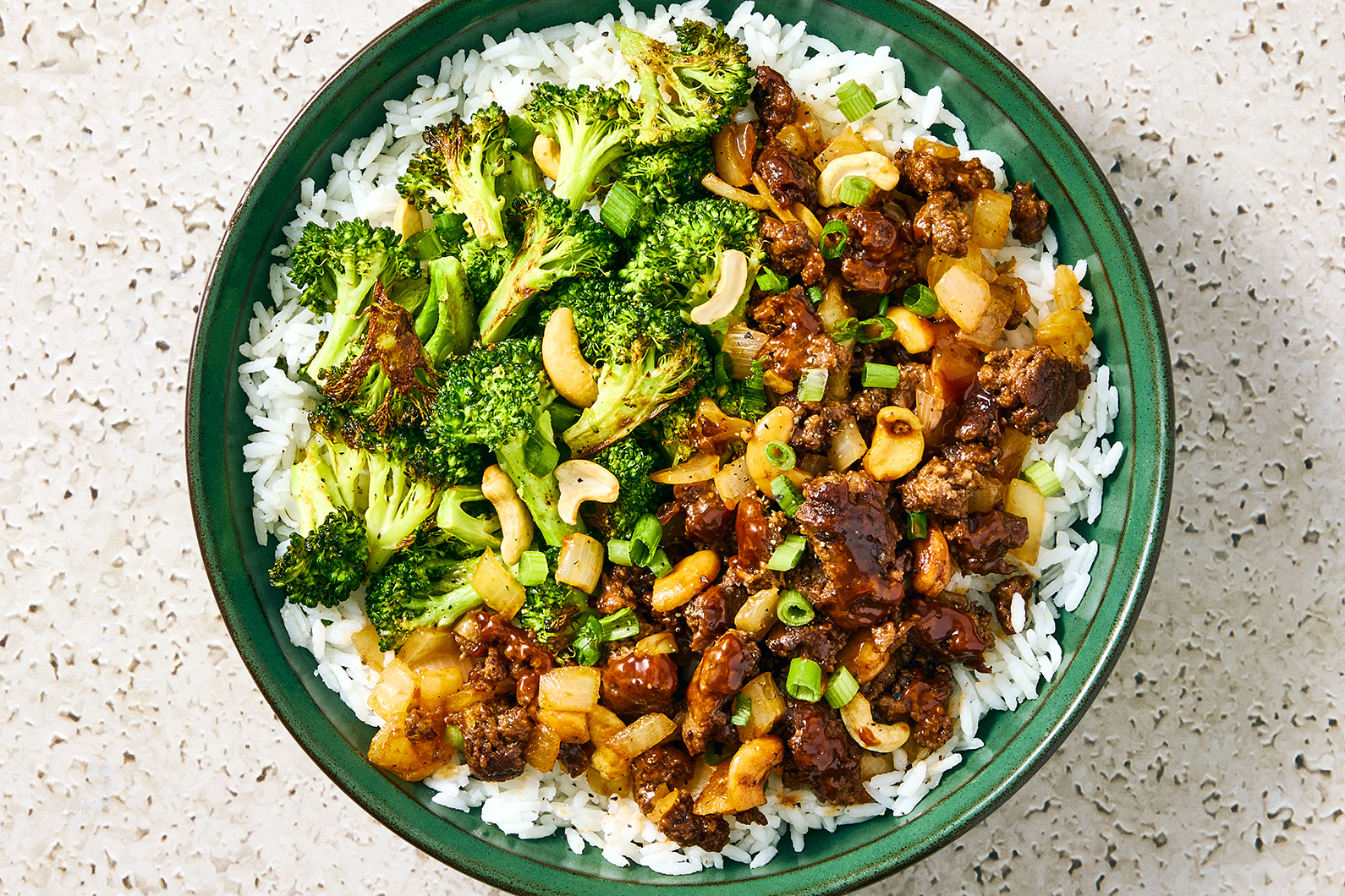 Bœuf caramélisé aux noix de cajou