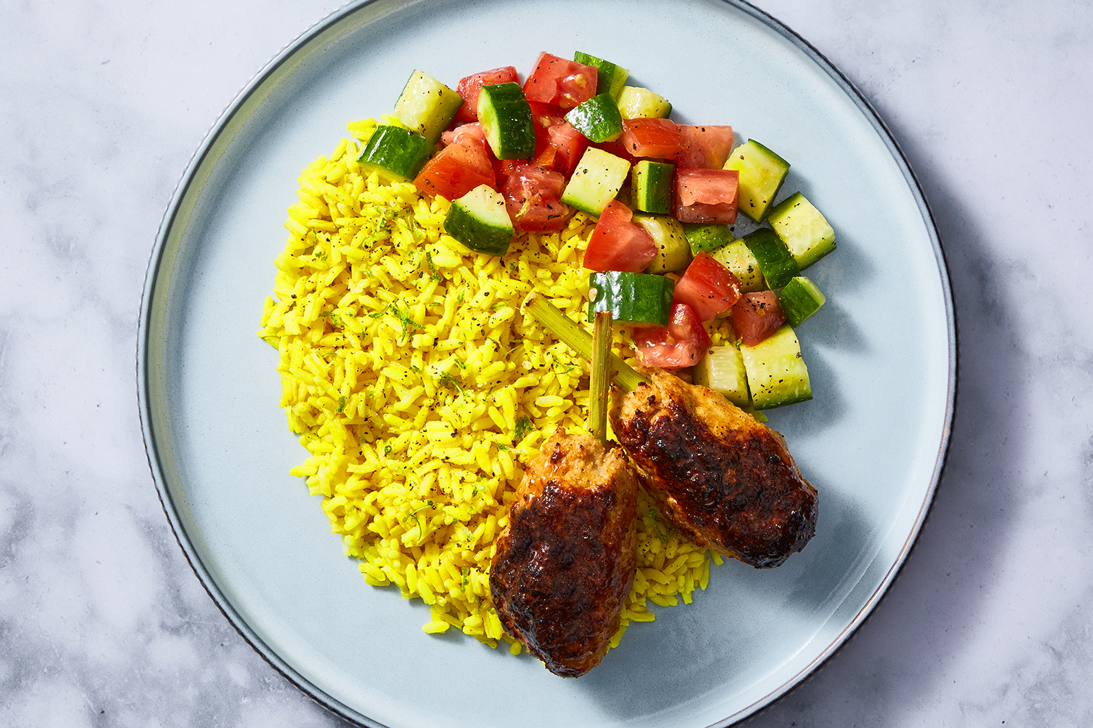 Satay de tilapia à la balinaise avec brochettes à la citronnelle