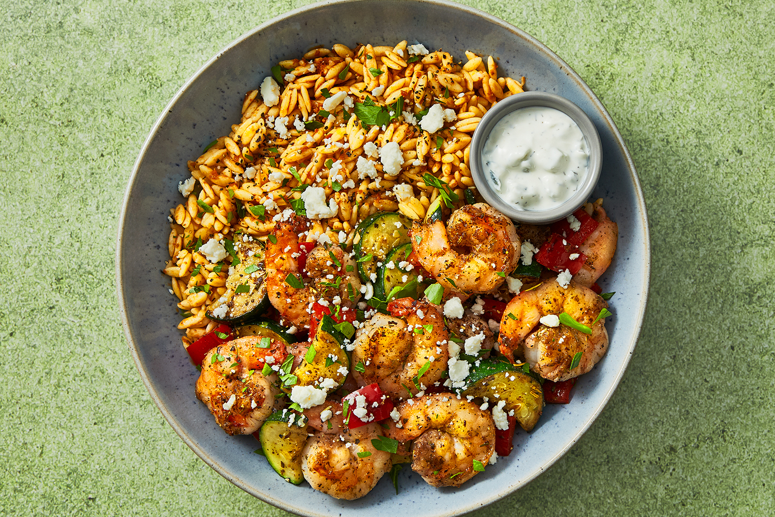 Orzo et crevettes à la méditerranéenne