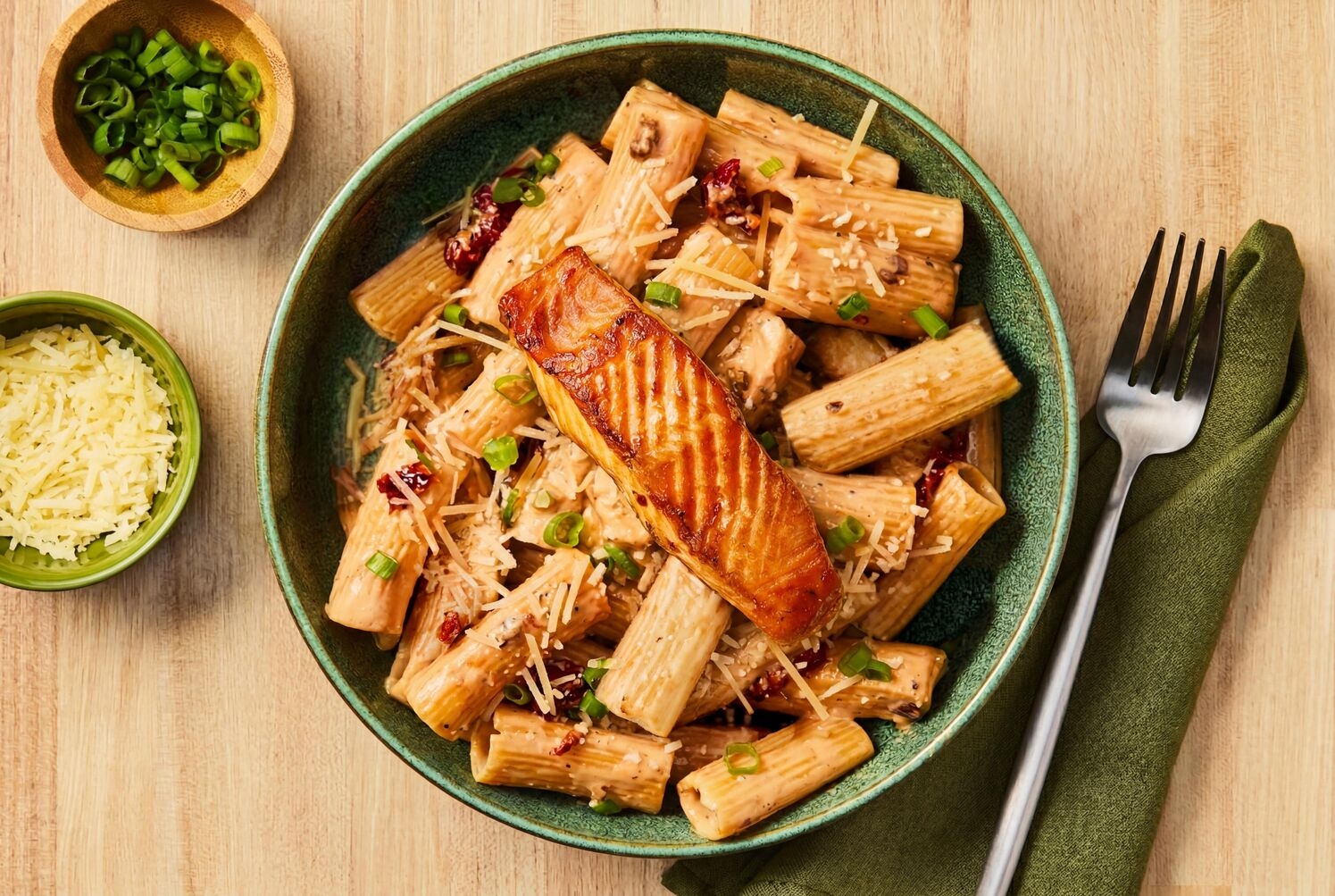 Creamy Sun-Dried Tomato & Chicken Fusilli