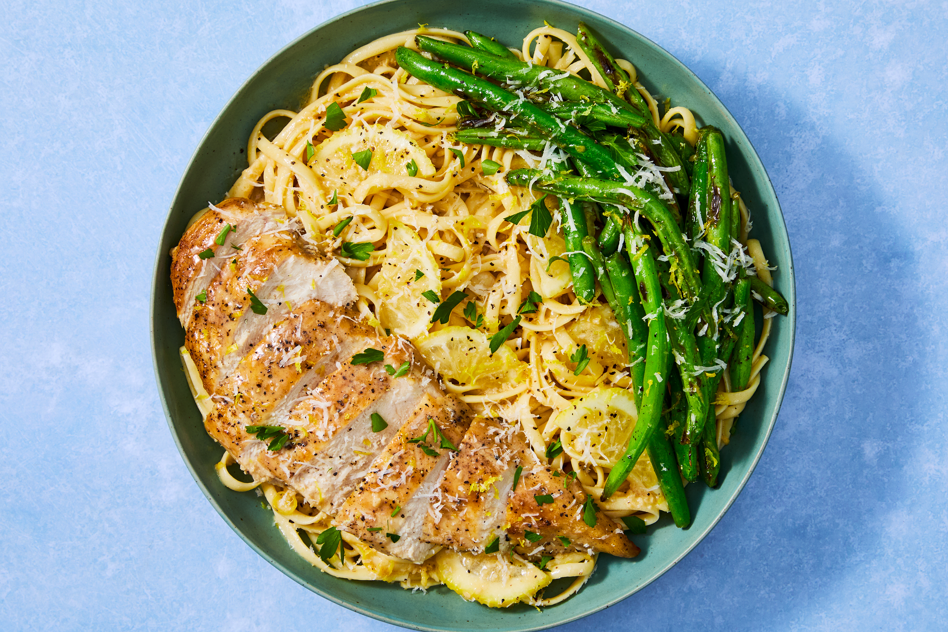 Creamy Lemon-Garlic Chicken Linguine