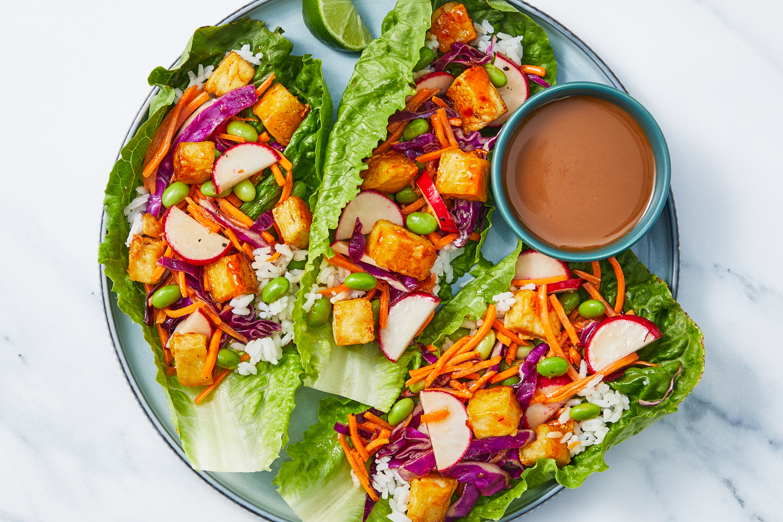 Crispy Steak Lettuce Wraps & Peanut Sauce