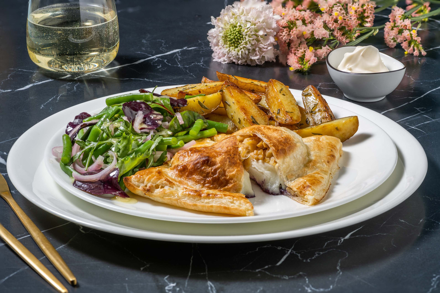 Luxe geitenkaas in bladerdeeg met cranberrychutney