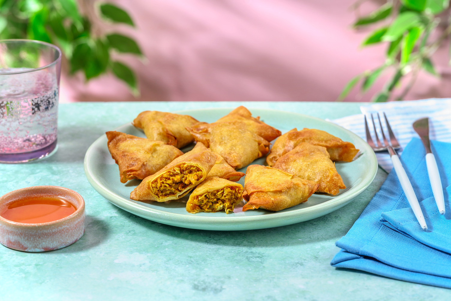 Samossas : Bouchées croustillantes de bœuf & sauce aigre-douce