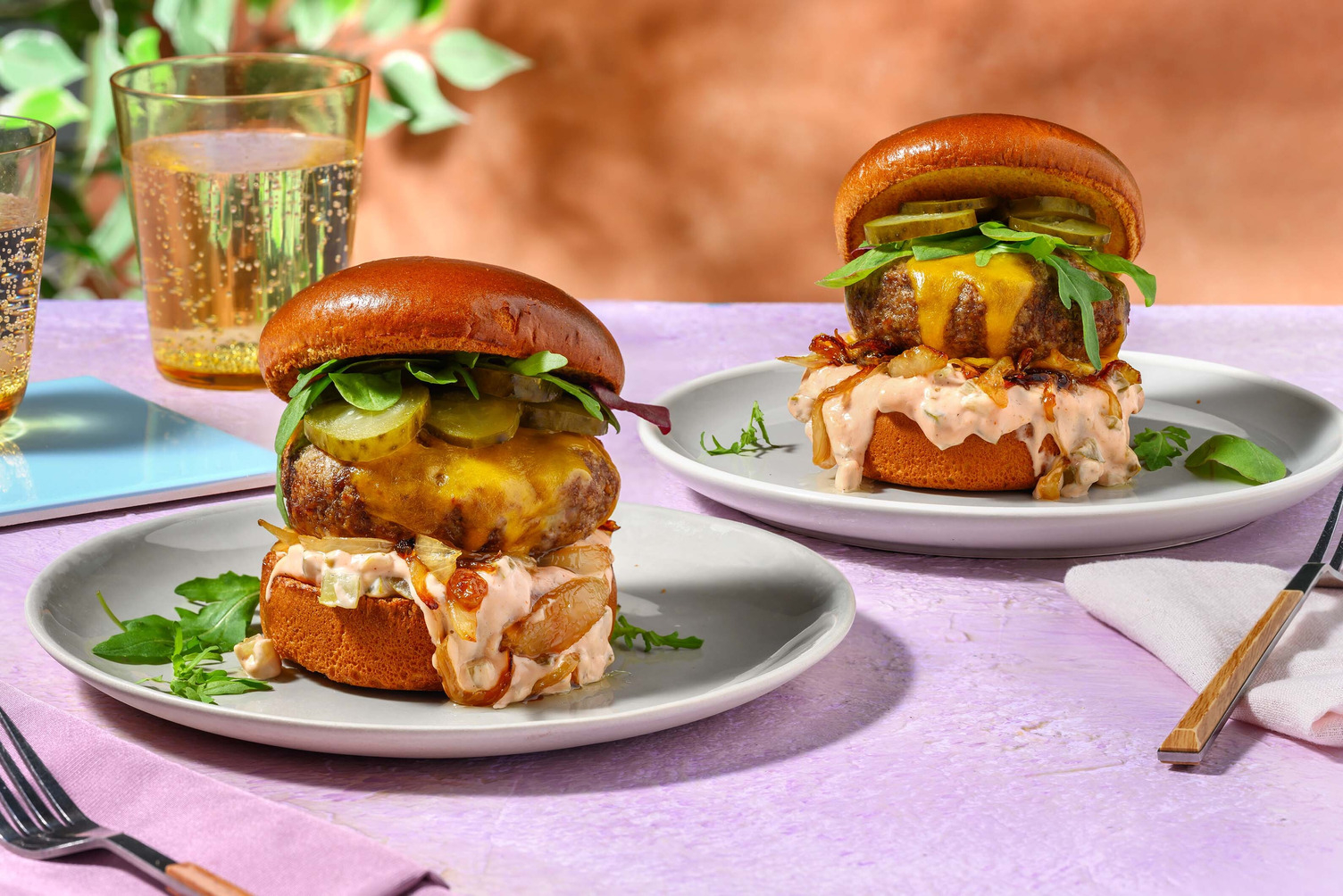 Burgers aux oignons caramélisés