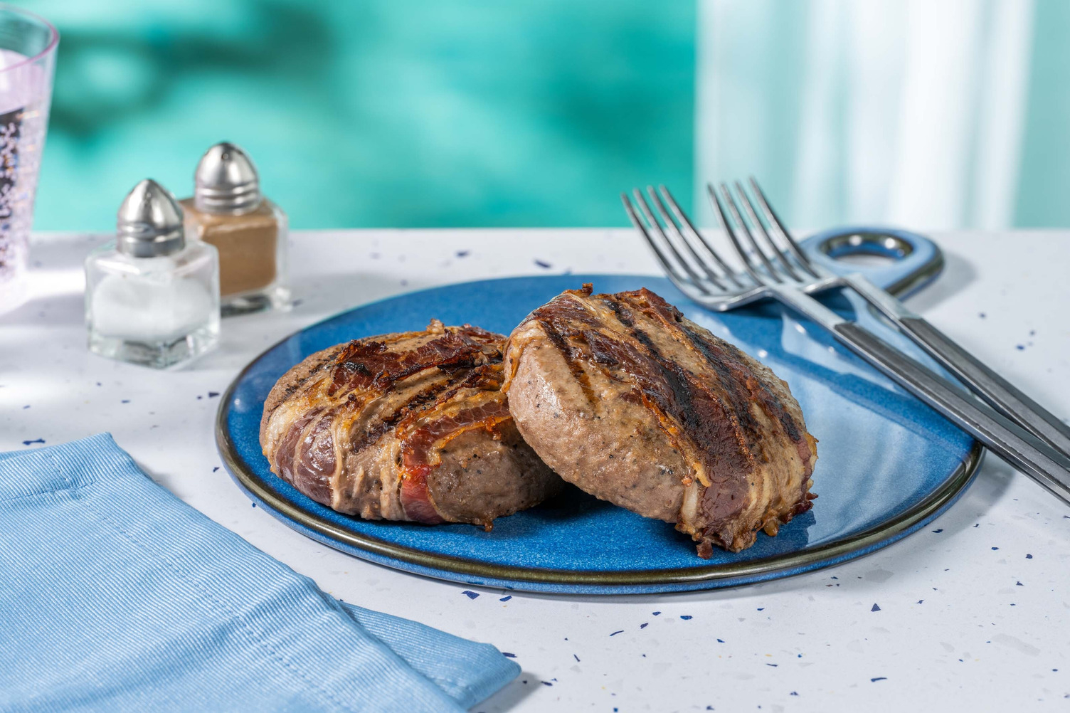 Burger 100 % Black angus avec jambon cru