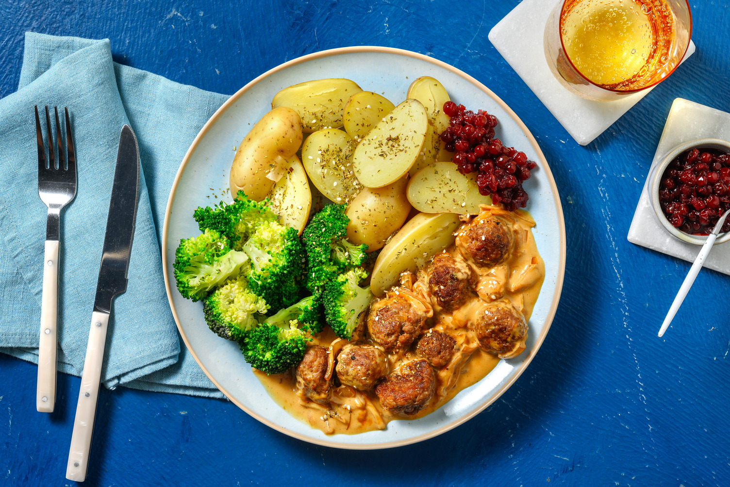 Swedish-Style Meatballs in Cream Sauce