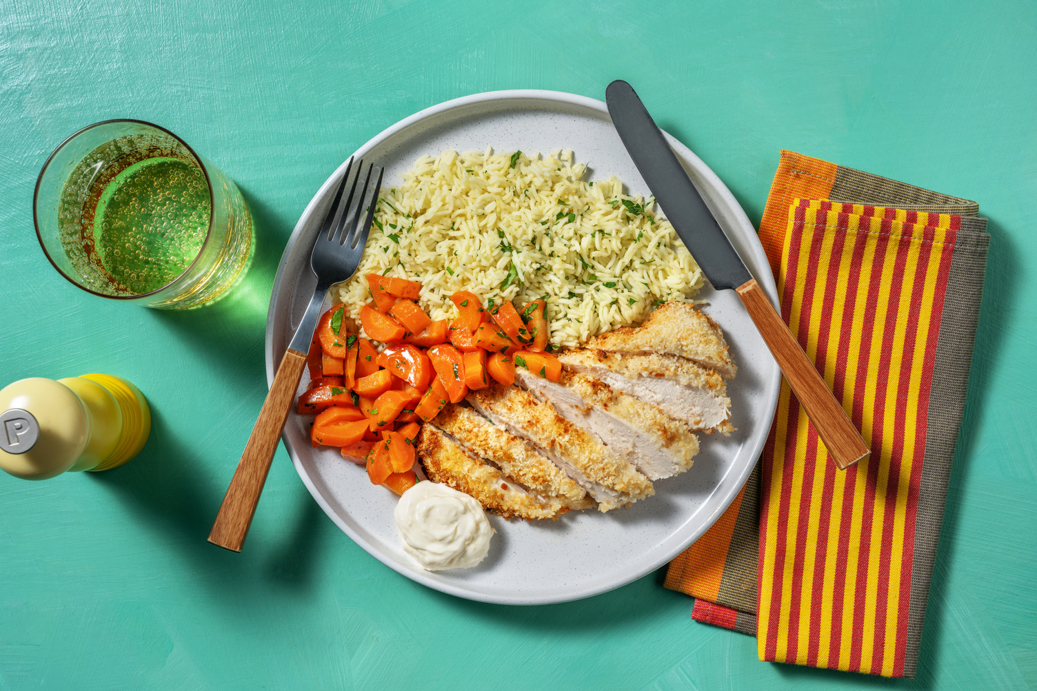 Pollo rebozado con mayonesa cítrica