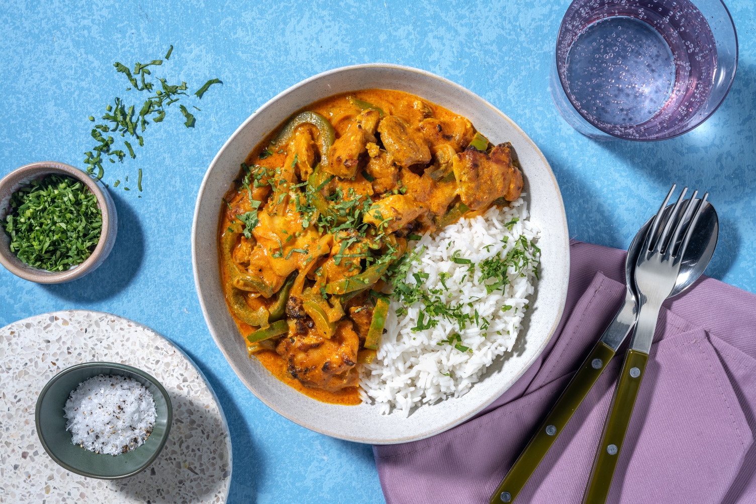 Curry de pollo y pimiento al estilo tikka