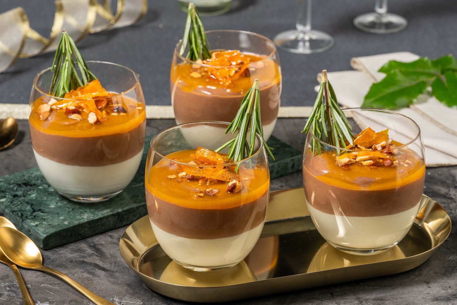Mousse au chocolat et son coulis d'orange