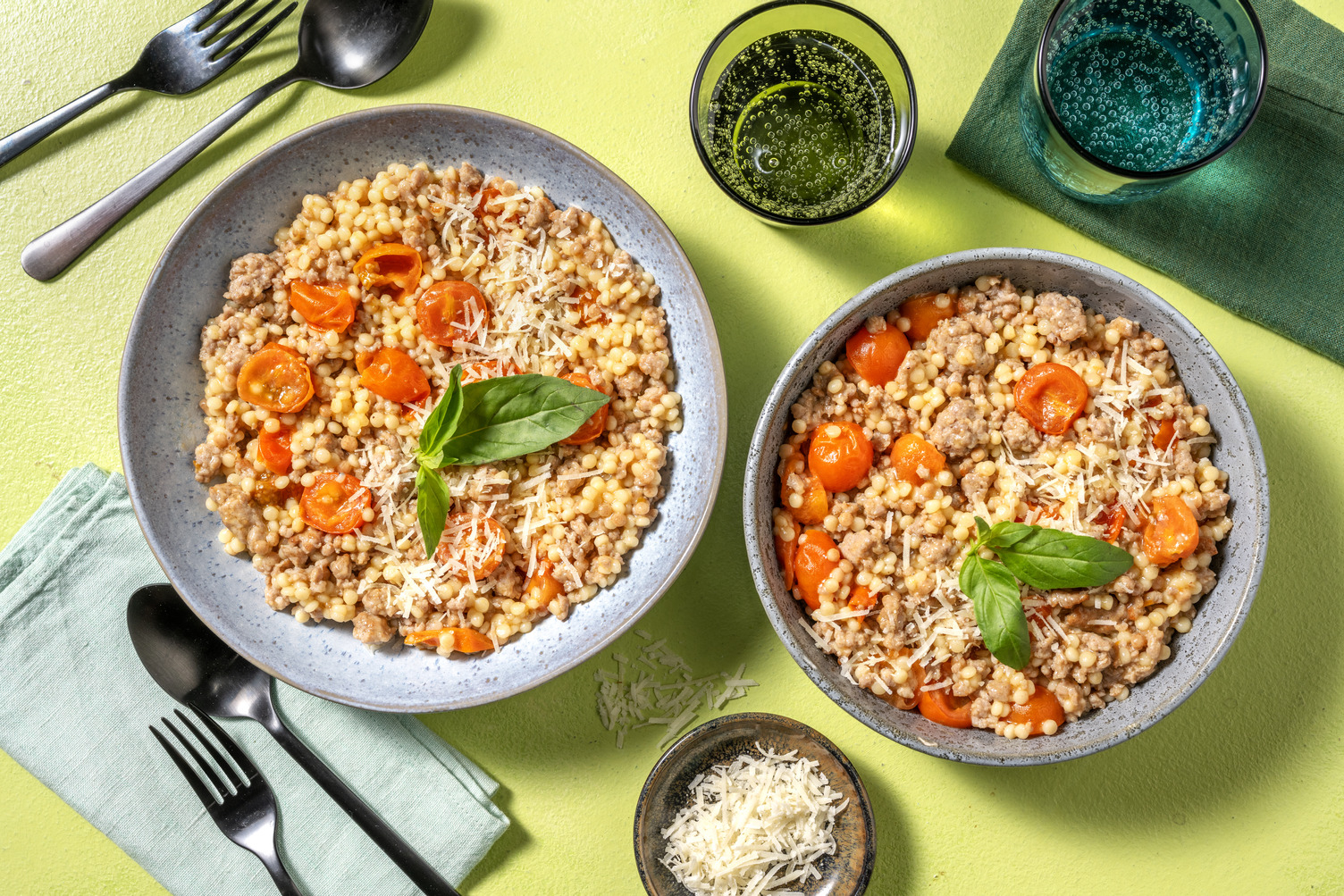 Couscous perlato salsiccia e pomodorini