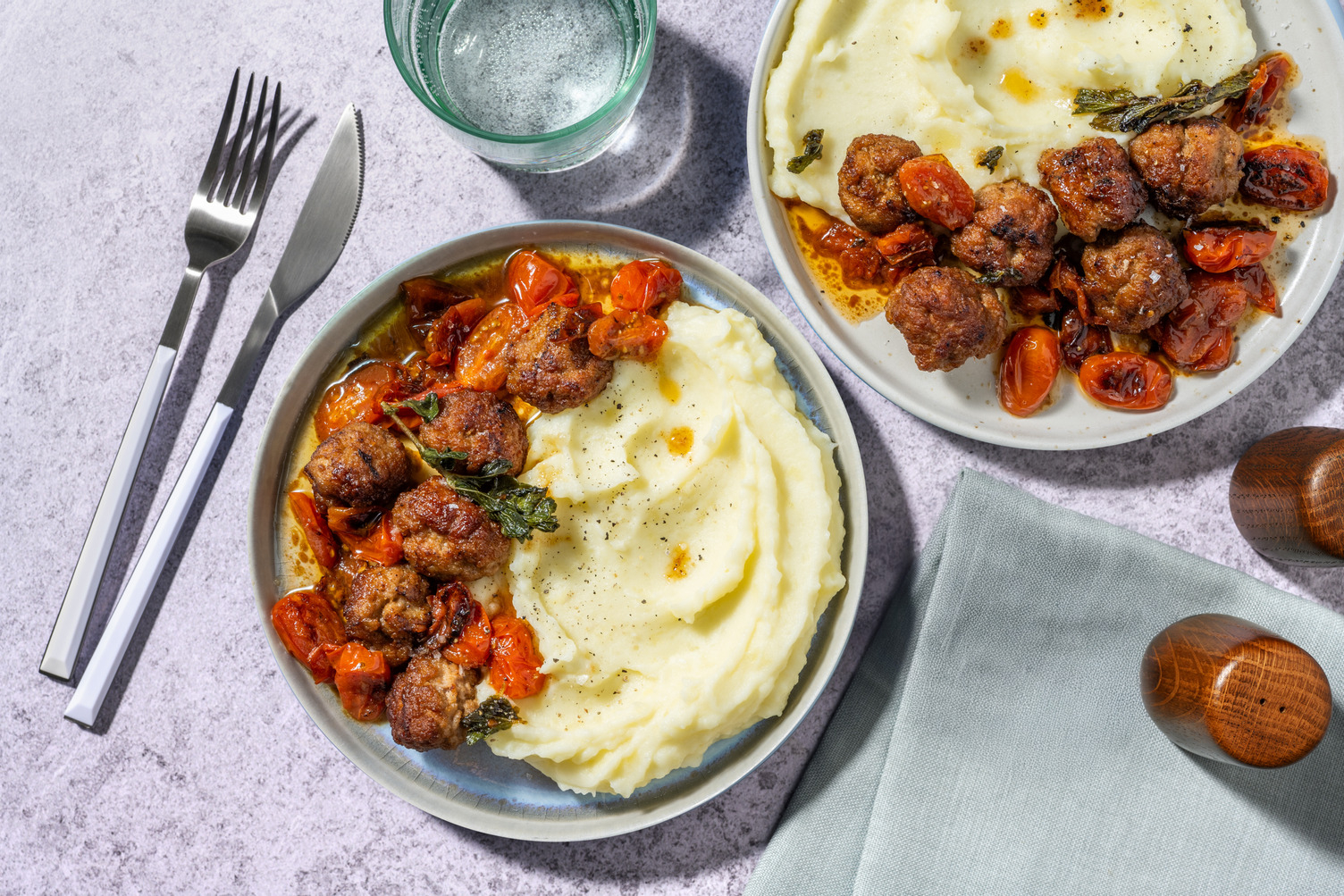 Polpette di pollo e purè goloso al formaggio