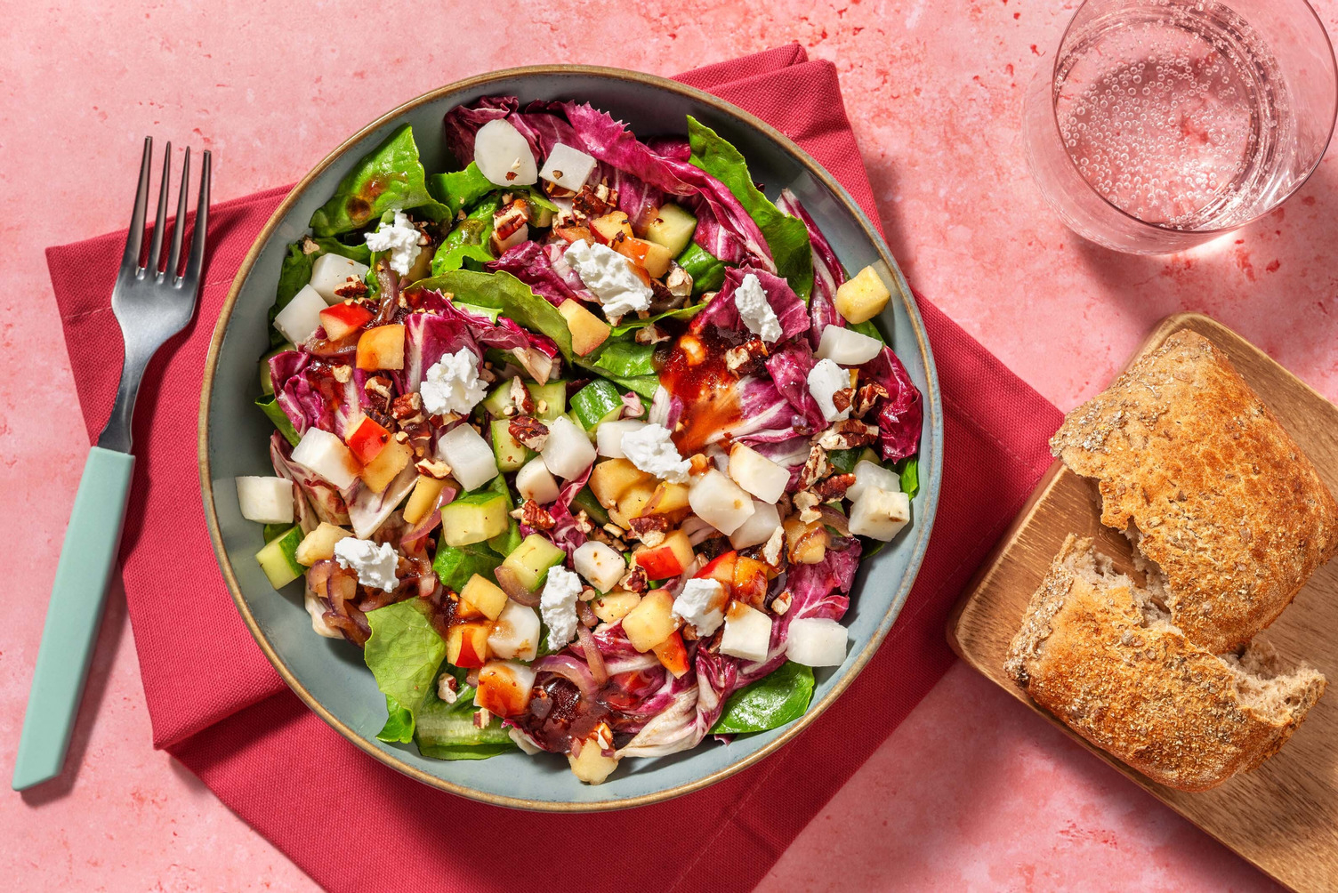 Geitenkaassalade met witte biet