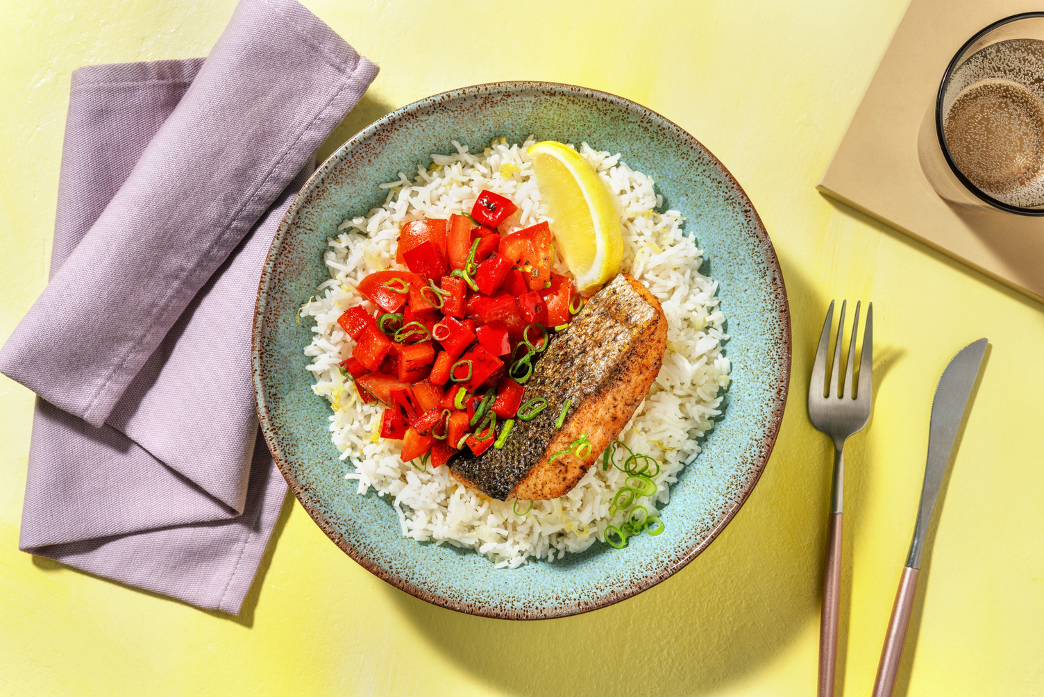 Salmón al horno al estilo cajún