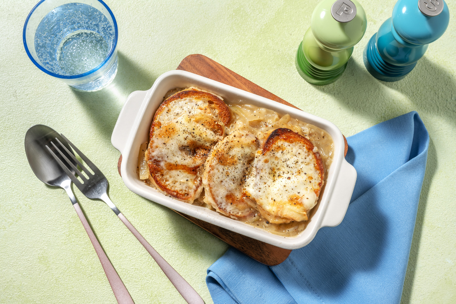 Zuppa di cipolle gratinata al fontal