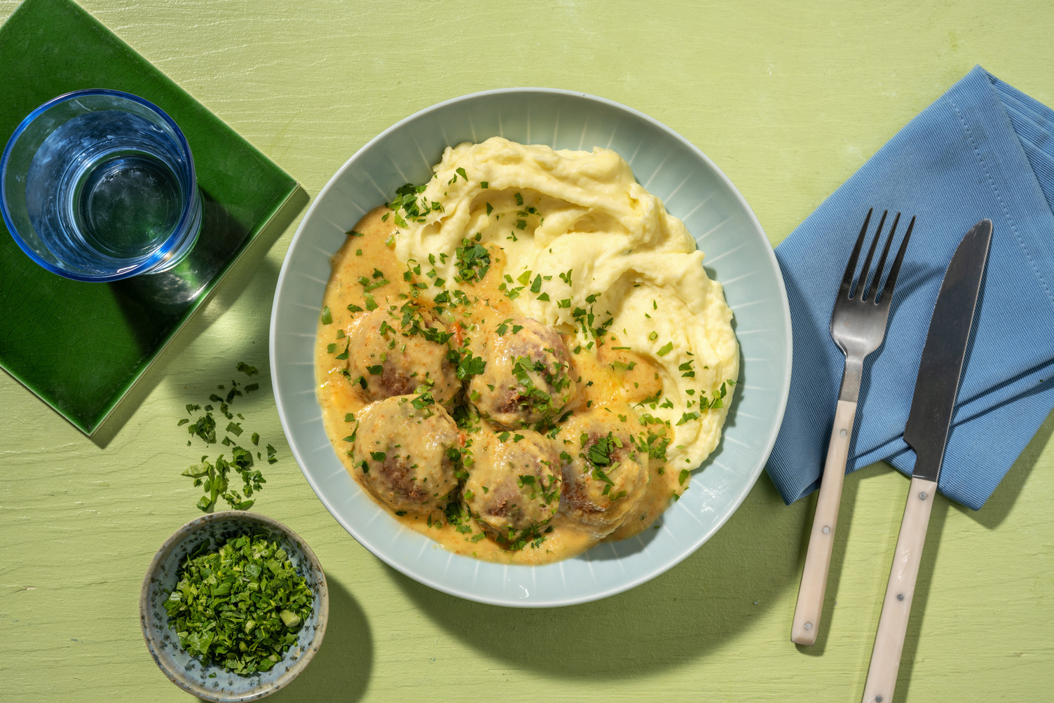 Albóndigas vegetarianas en salsa de zanahoria