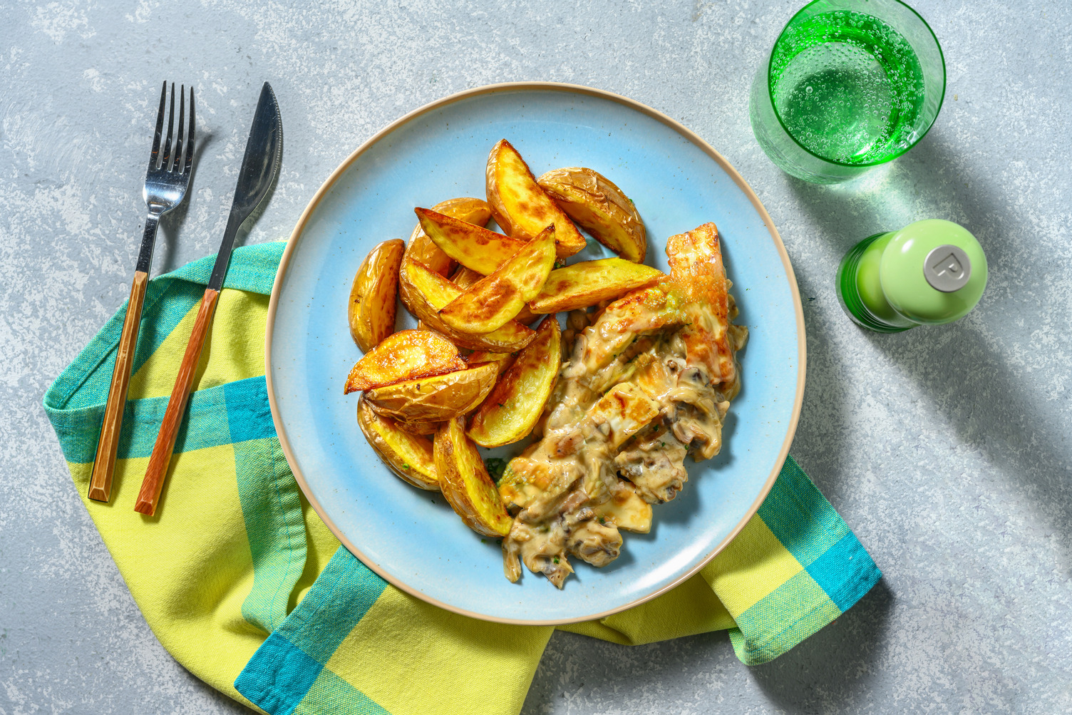 Queso estilo chipriota en salsa de setas