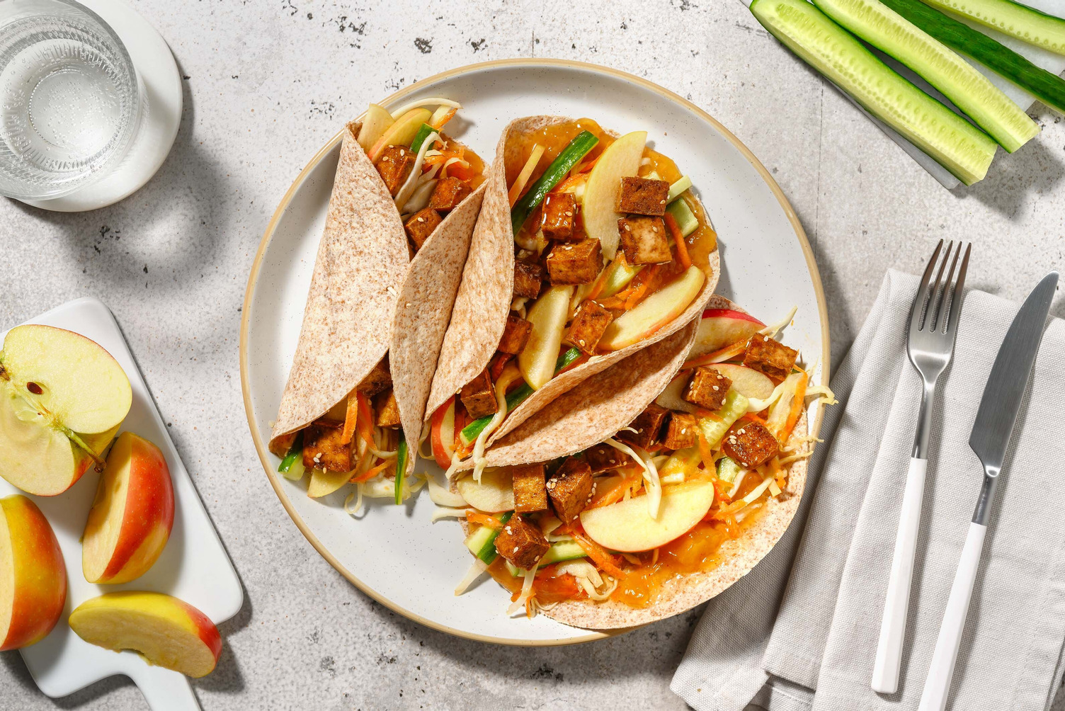 Zoetzure tofuwraps met mangochutney