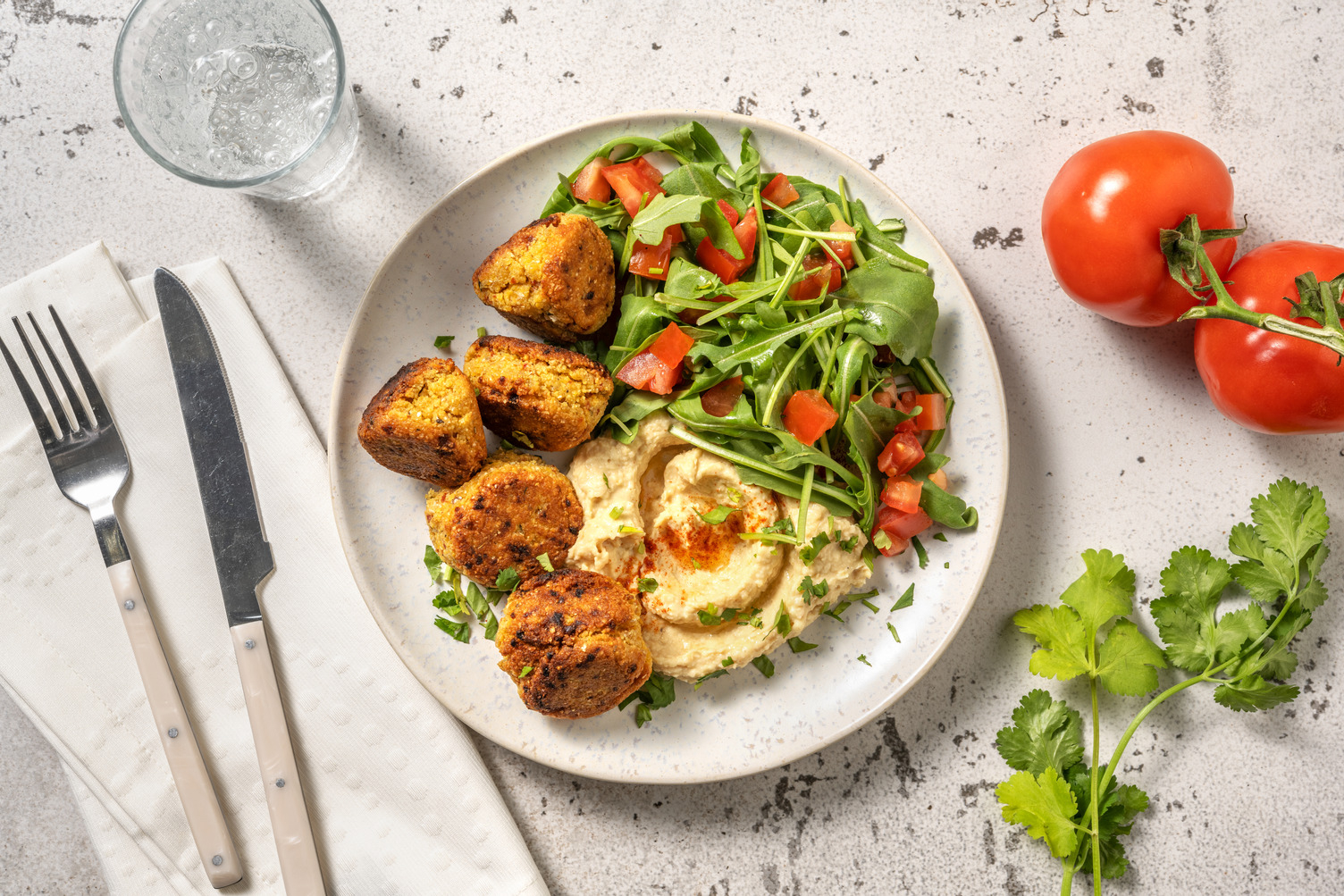 Falafel e hummus di ceci alla paprika
