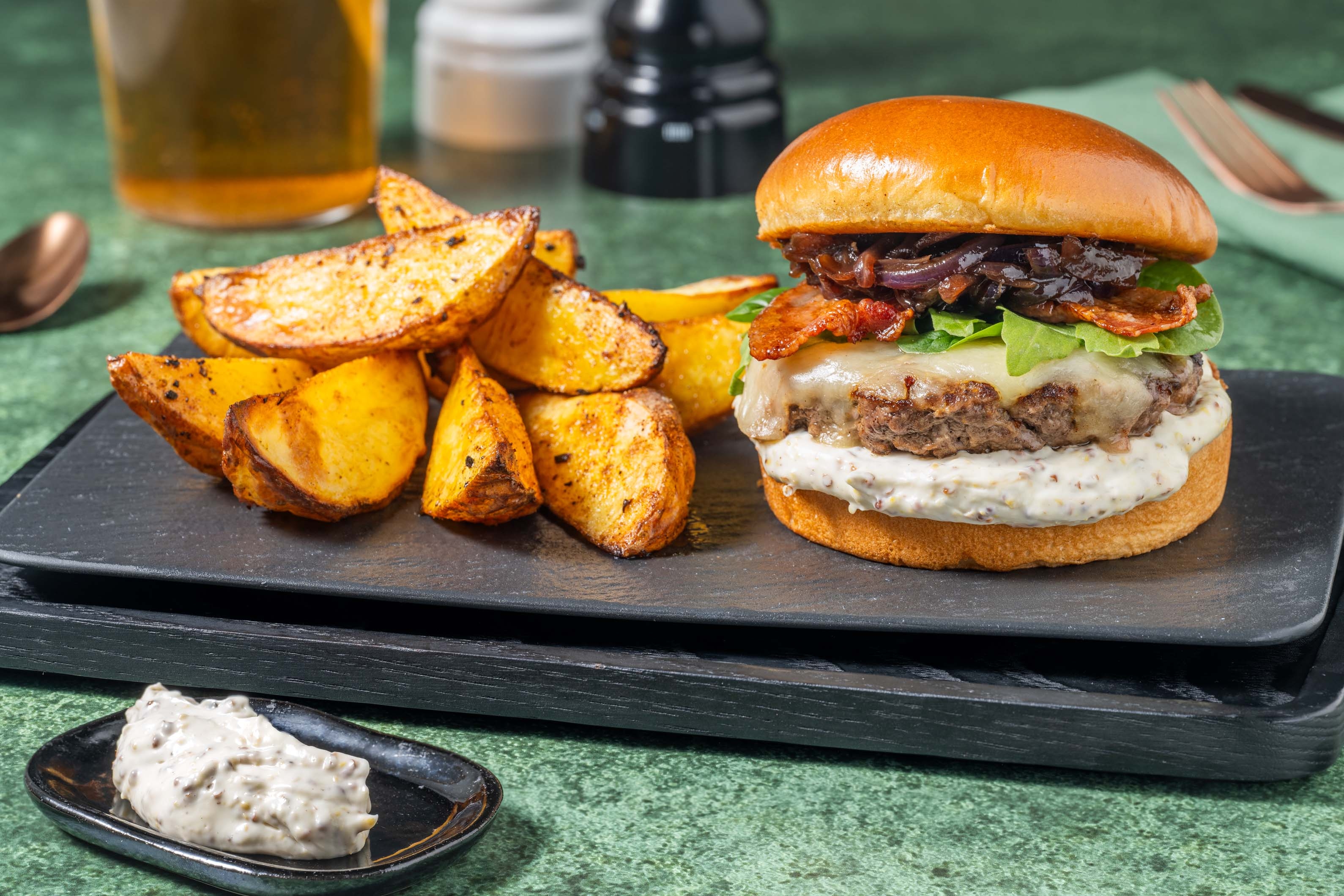 Burgers de double bison au fromage et au bacon