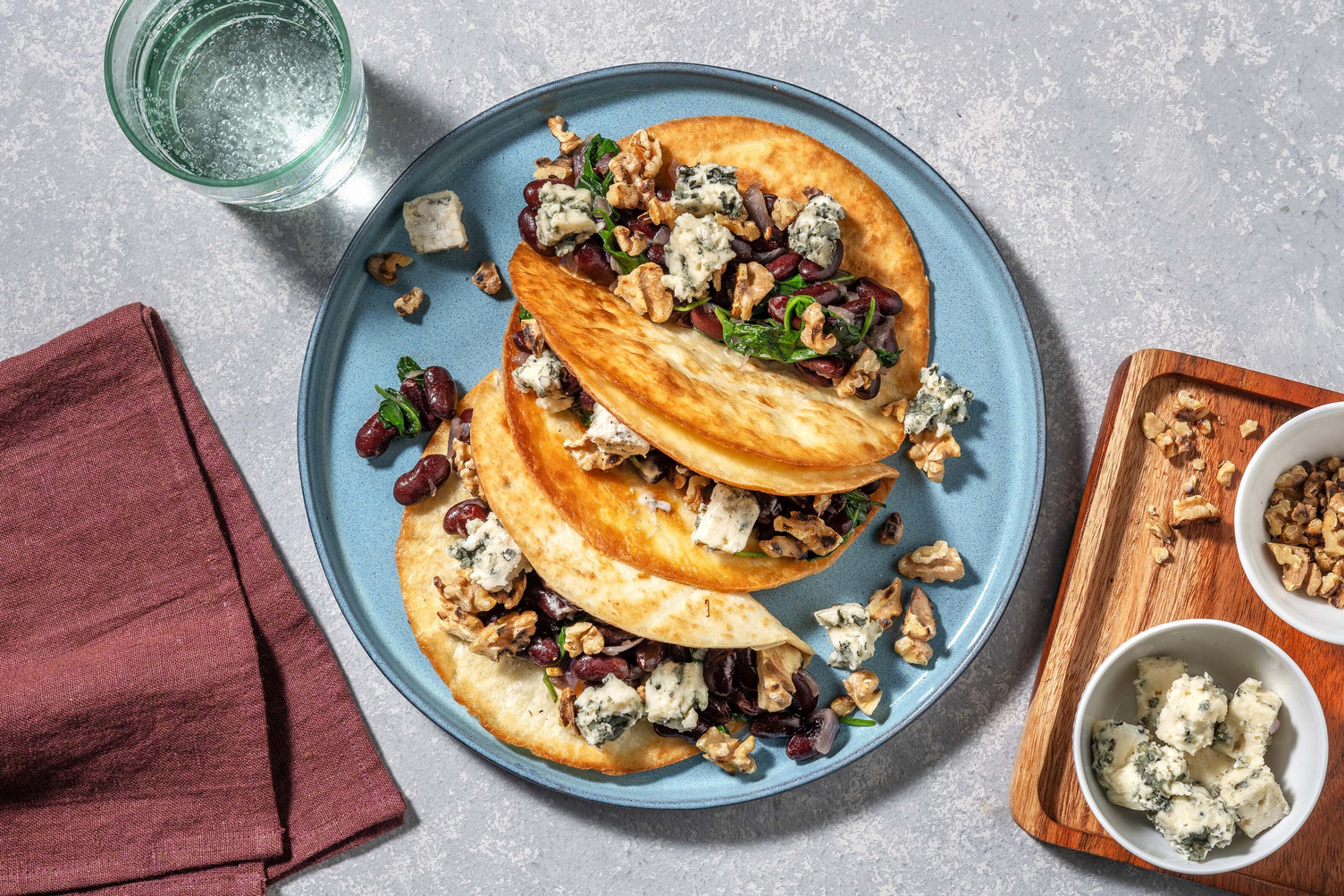Tacos di fagioli piccanti e gorgonzola