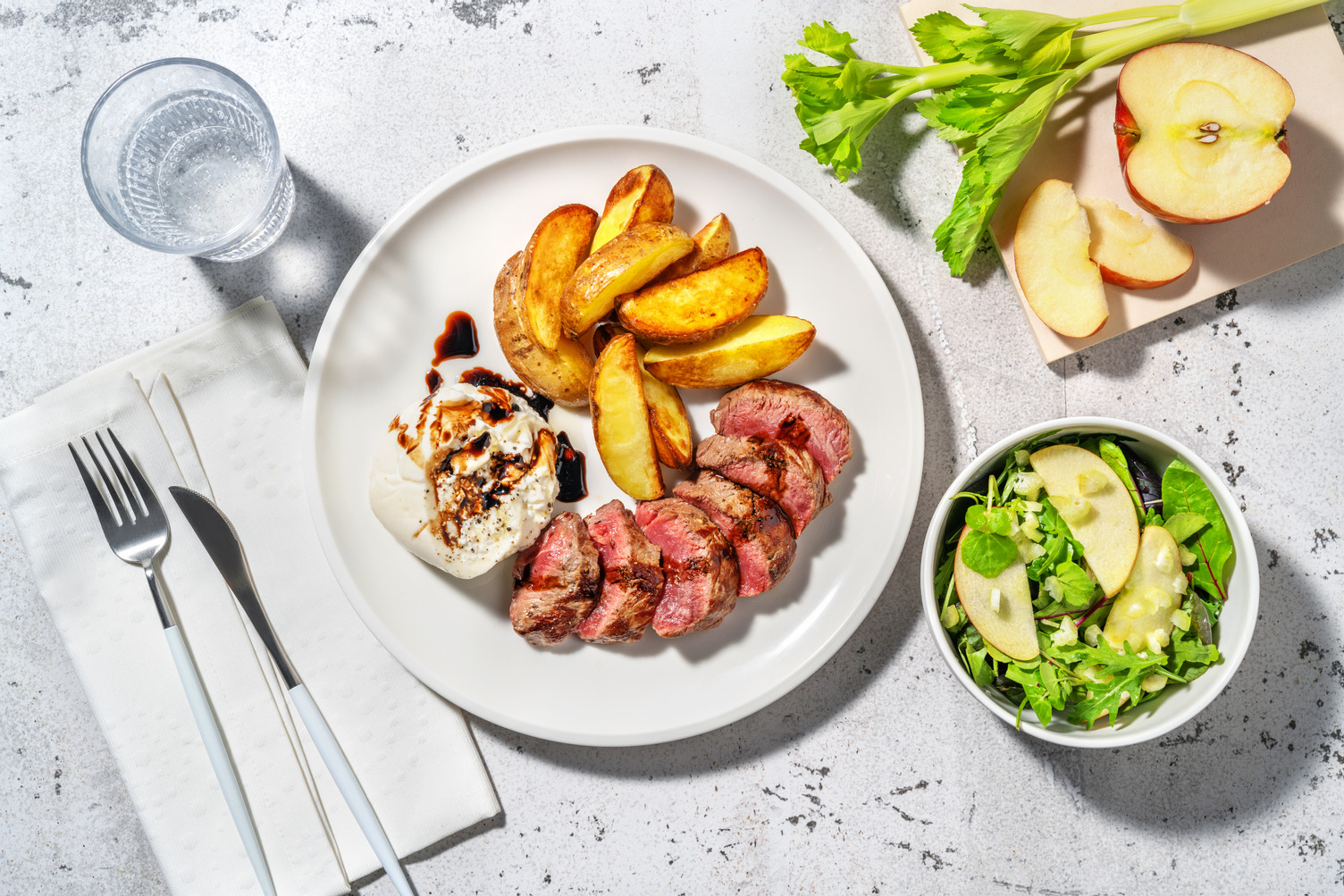 Bistecca di manzo al balsamico e burrata