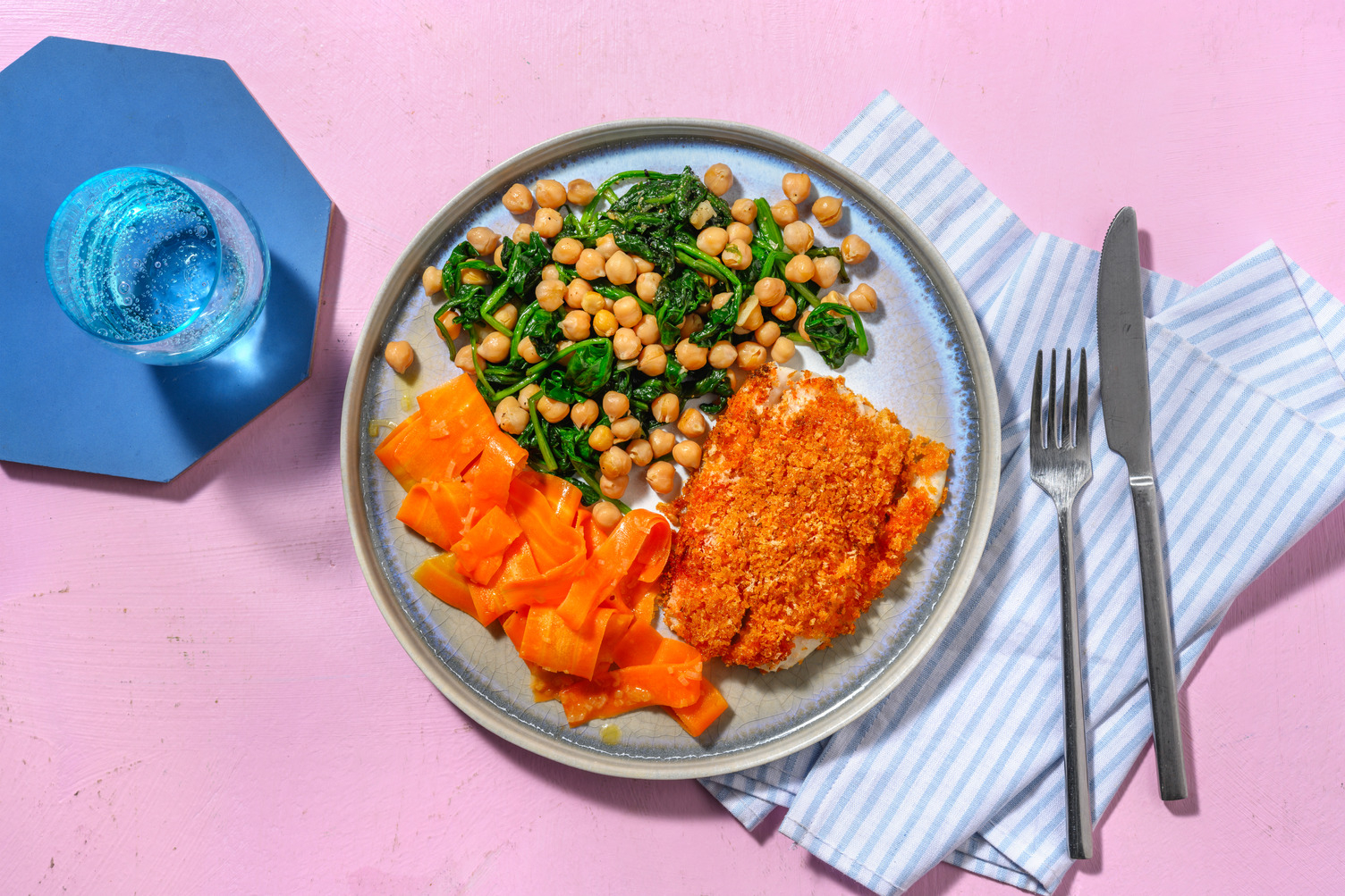 Merluza con costra de panko y pimentón