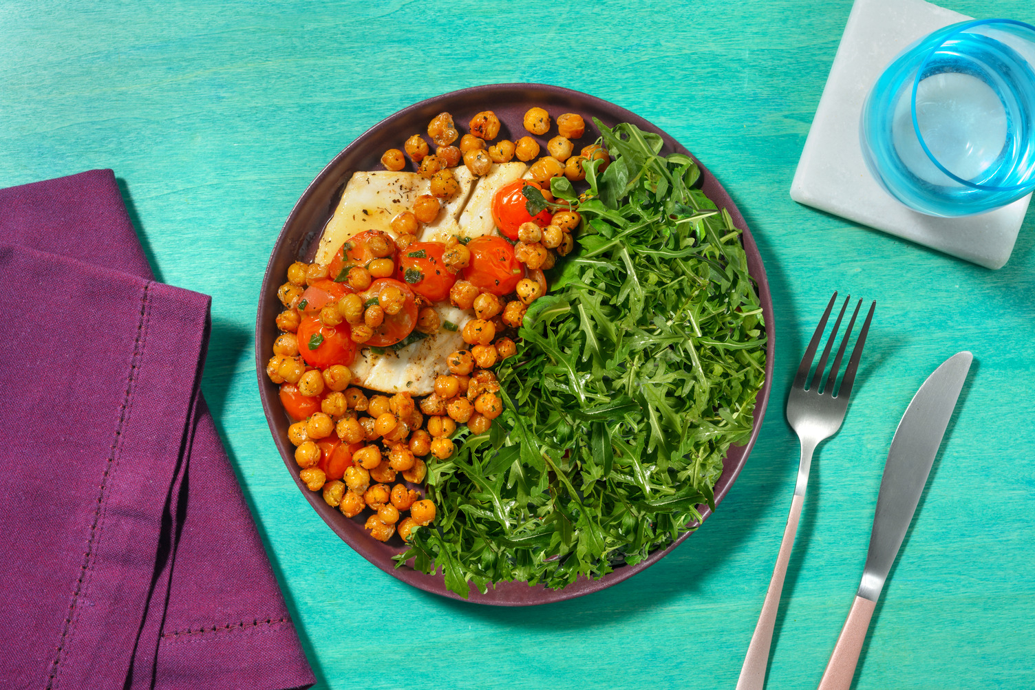 Merluza a la plancha con salsa de cherrys