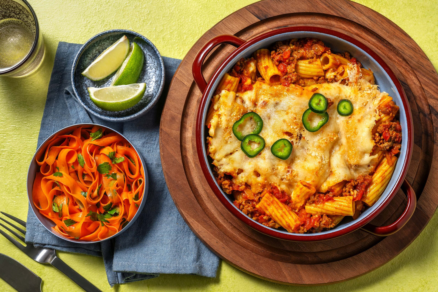 Mexican veggie mince pasta bake
