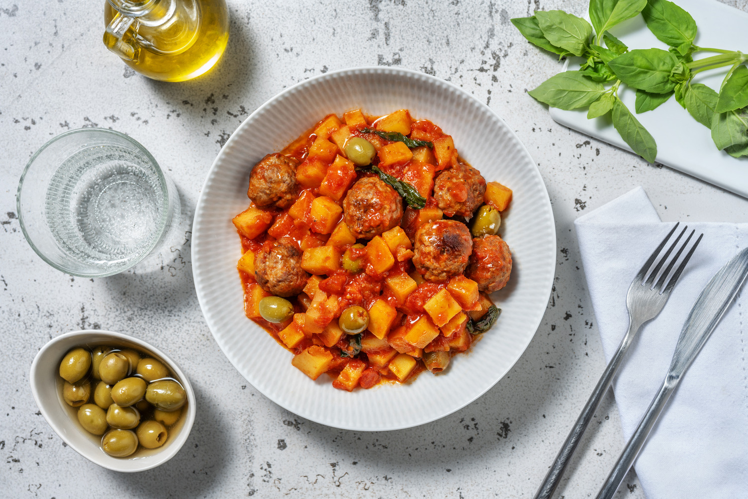 Polpette e patate in umido