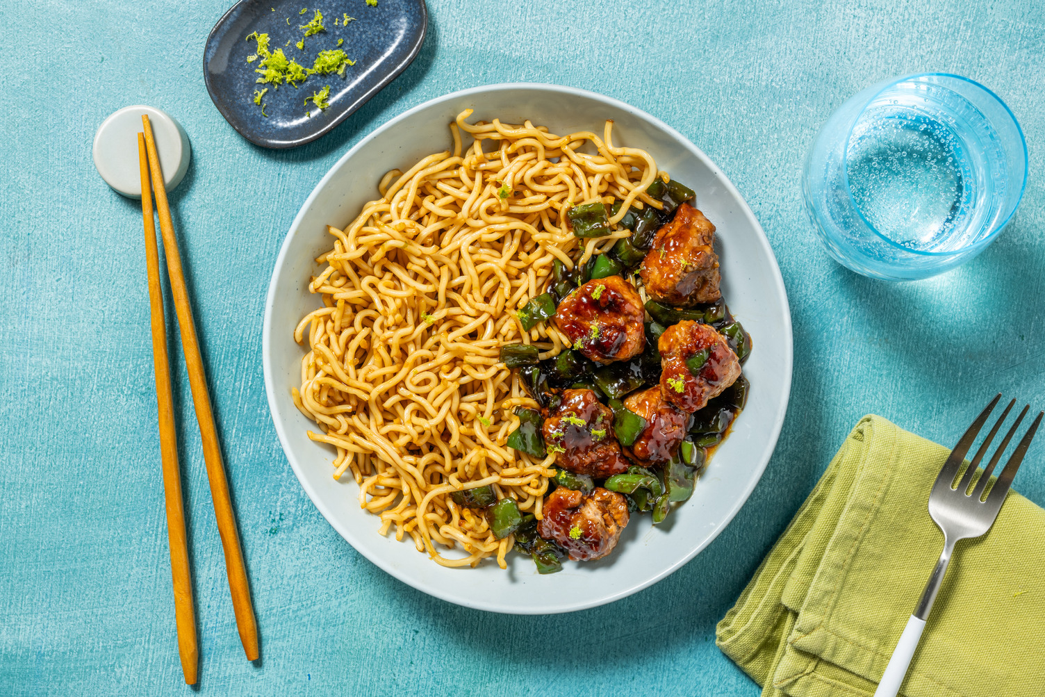 Bocados de butifarra al estilo oriental