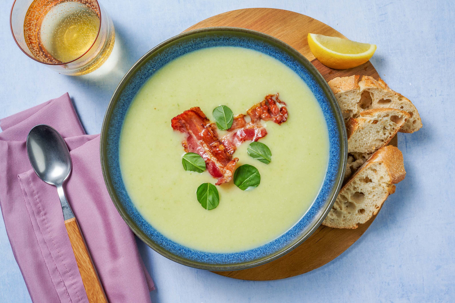Wärmende Rosenkohlcremesuppe