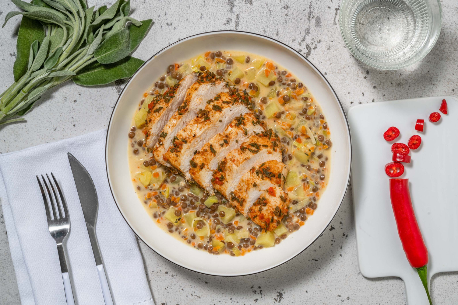 Hähnchenbrust in Salbei-Thymian-Marinade